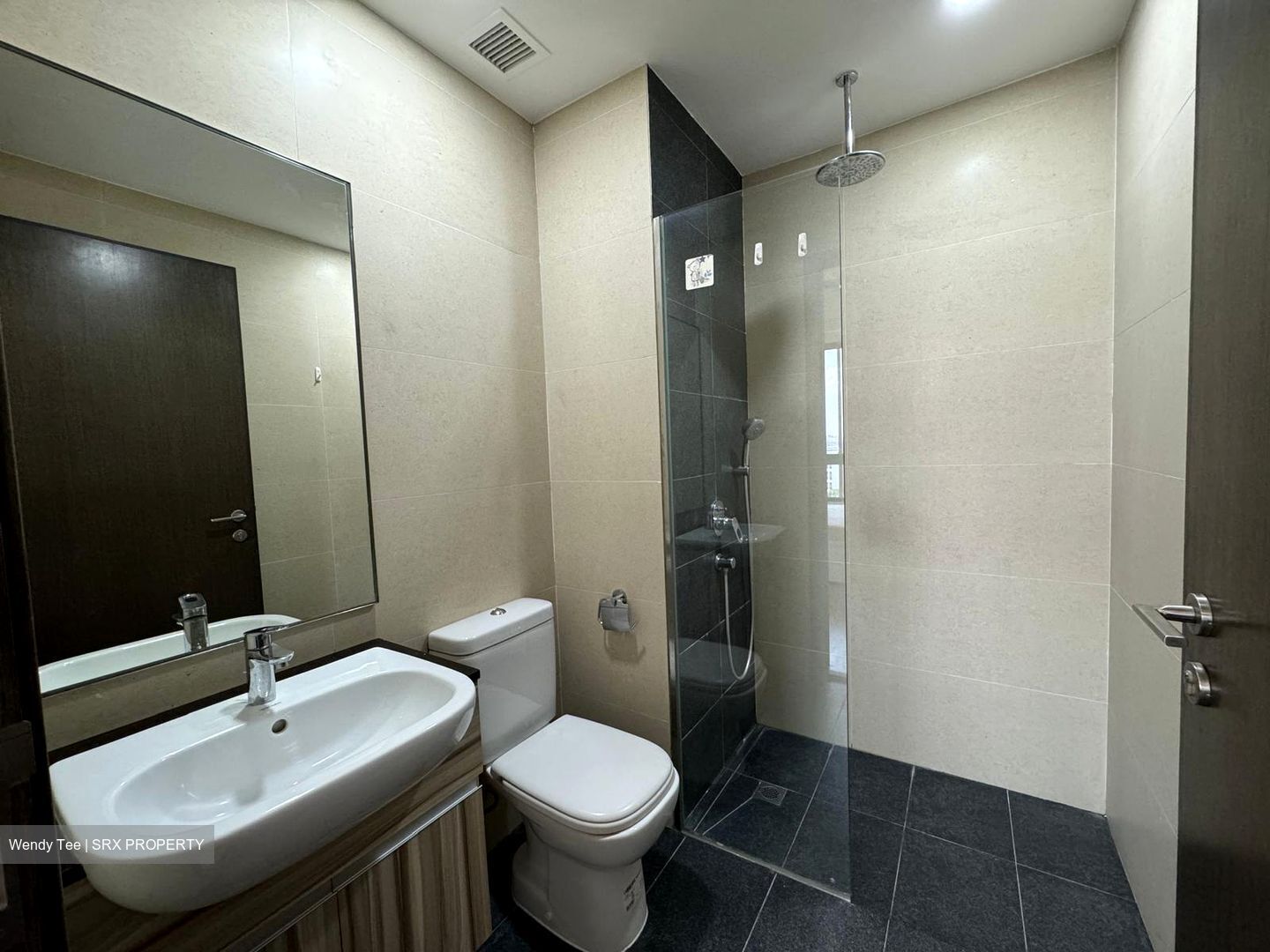 Sims Edge (D14), Apartment #555030171